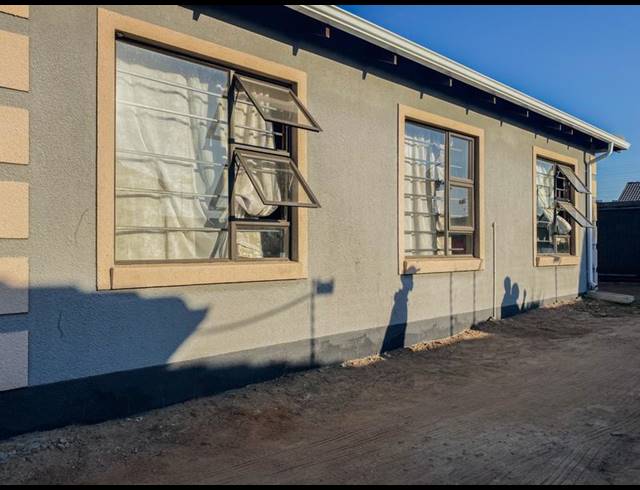 3 BEDROOM HOUSE FOR SALE IN SOUTHERN GATEWAY